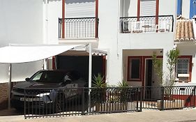 Casa Familia Cardoso